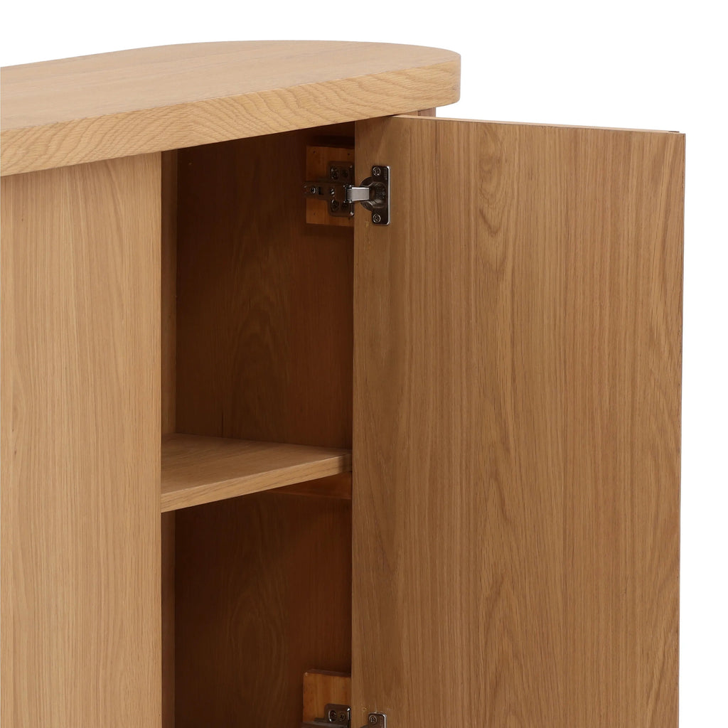 Bois avec Grain Chaleureux et Design Minimaliste pour Salle à Manger