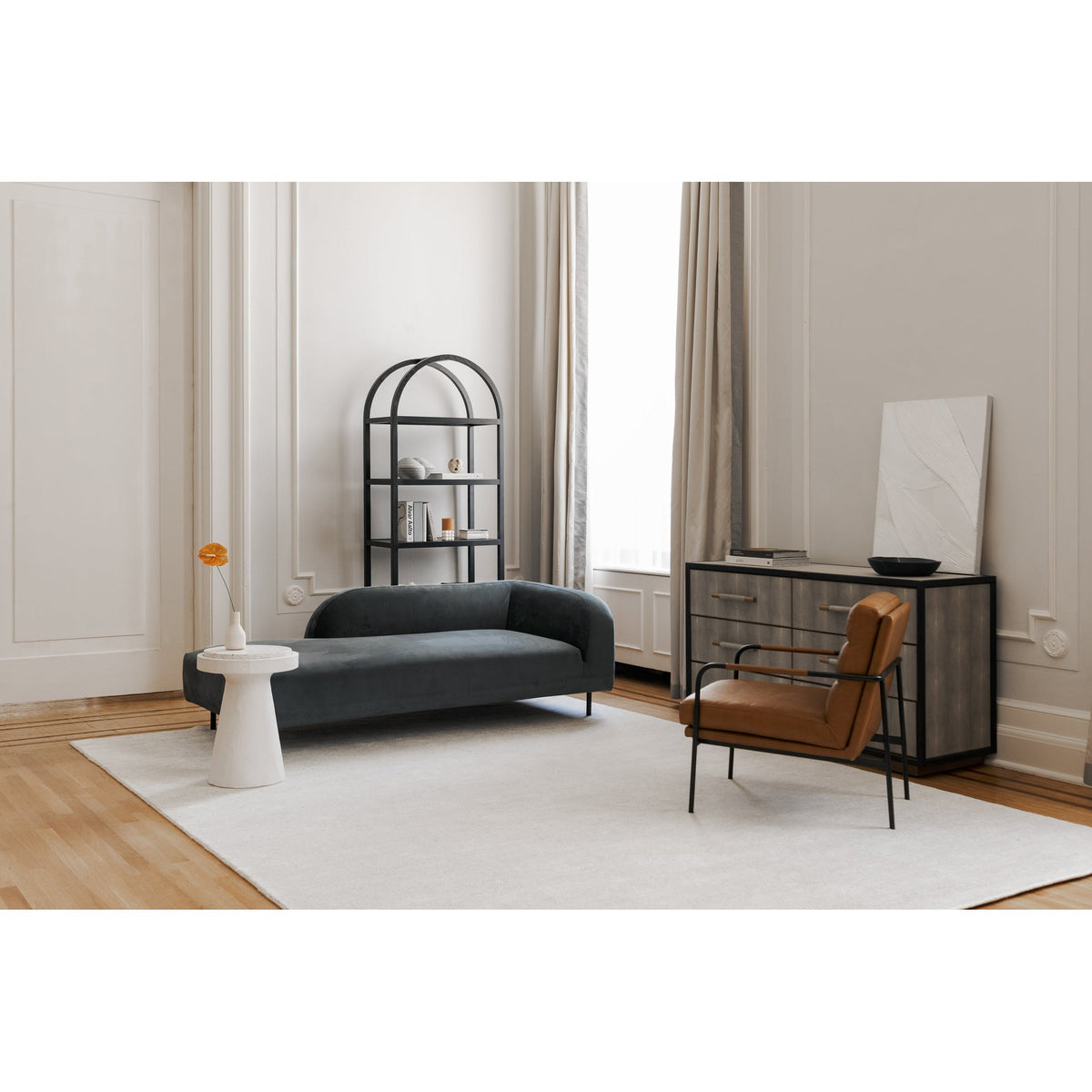 Fauteuil moderne en cuir pleine fleur avec cadre en métal thermolaqué pour salon