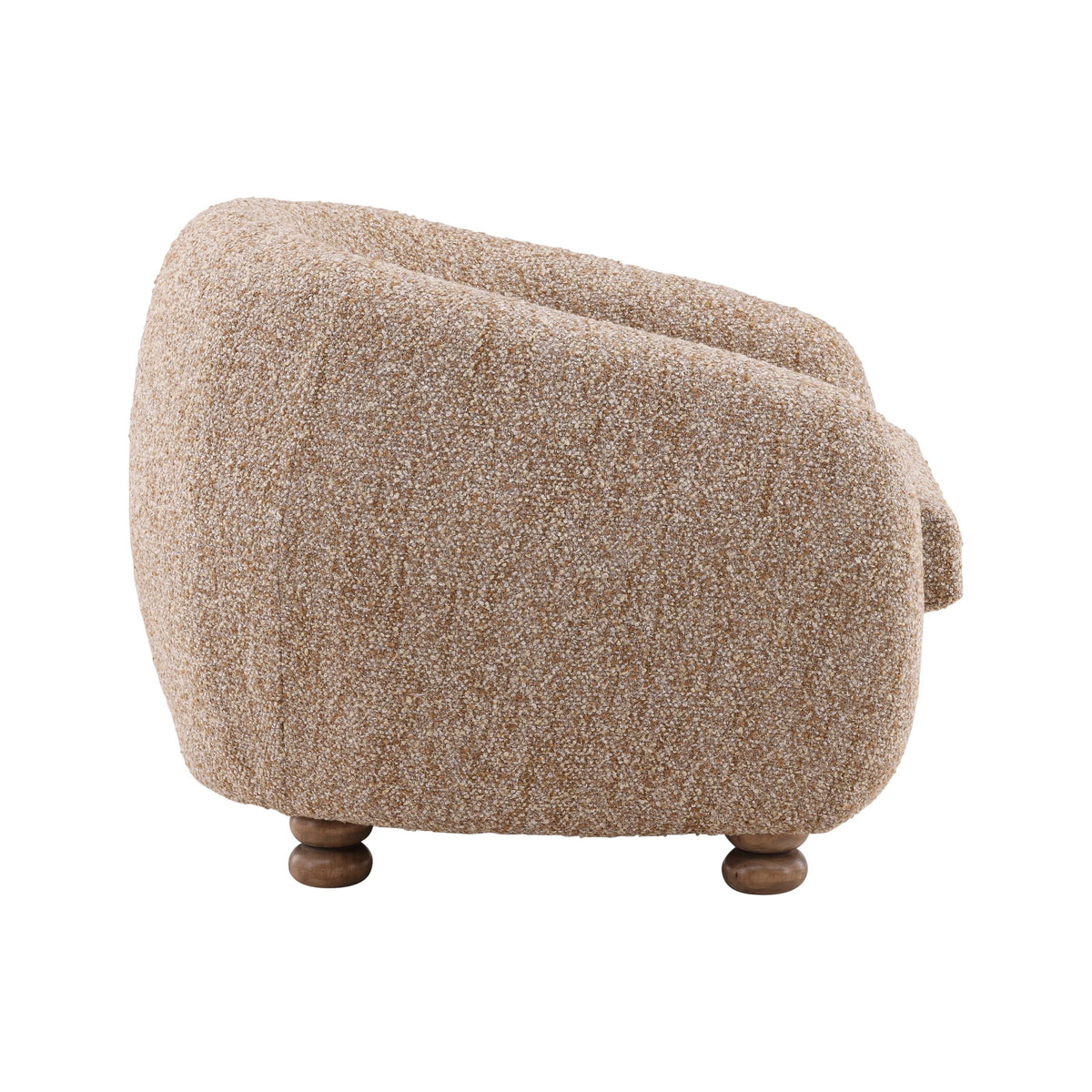 Fauteuil classique en bois rembourré avec accoudoirs et silhouette structurée pour le salon