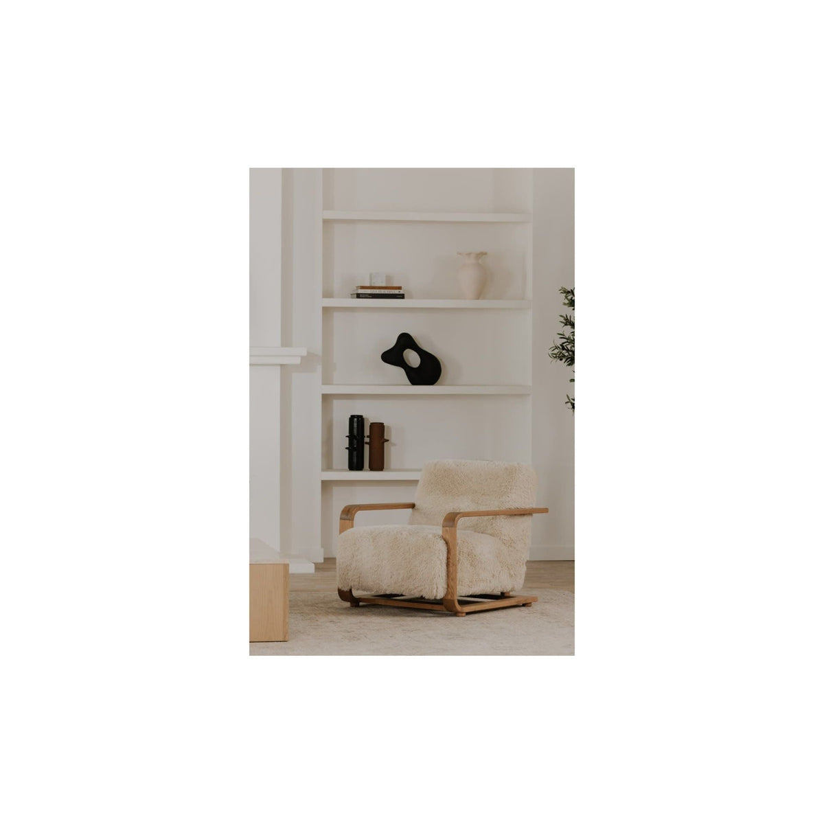 Fausse peau de mouton rustique avec cadre en bois massif et teinture vintage pour salon