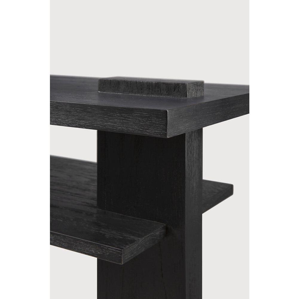 Bois noir moderne avec étagère ouverte et design sculptural pour entrée