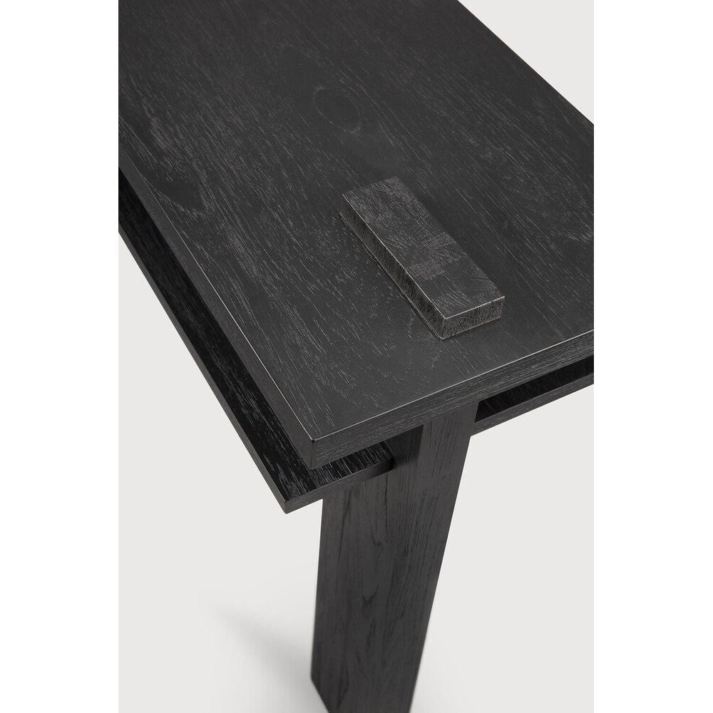 Bois noir moderne avec étagère ouverte et design sculptural pour entrée